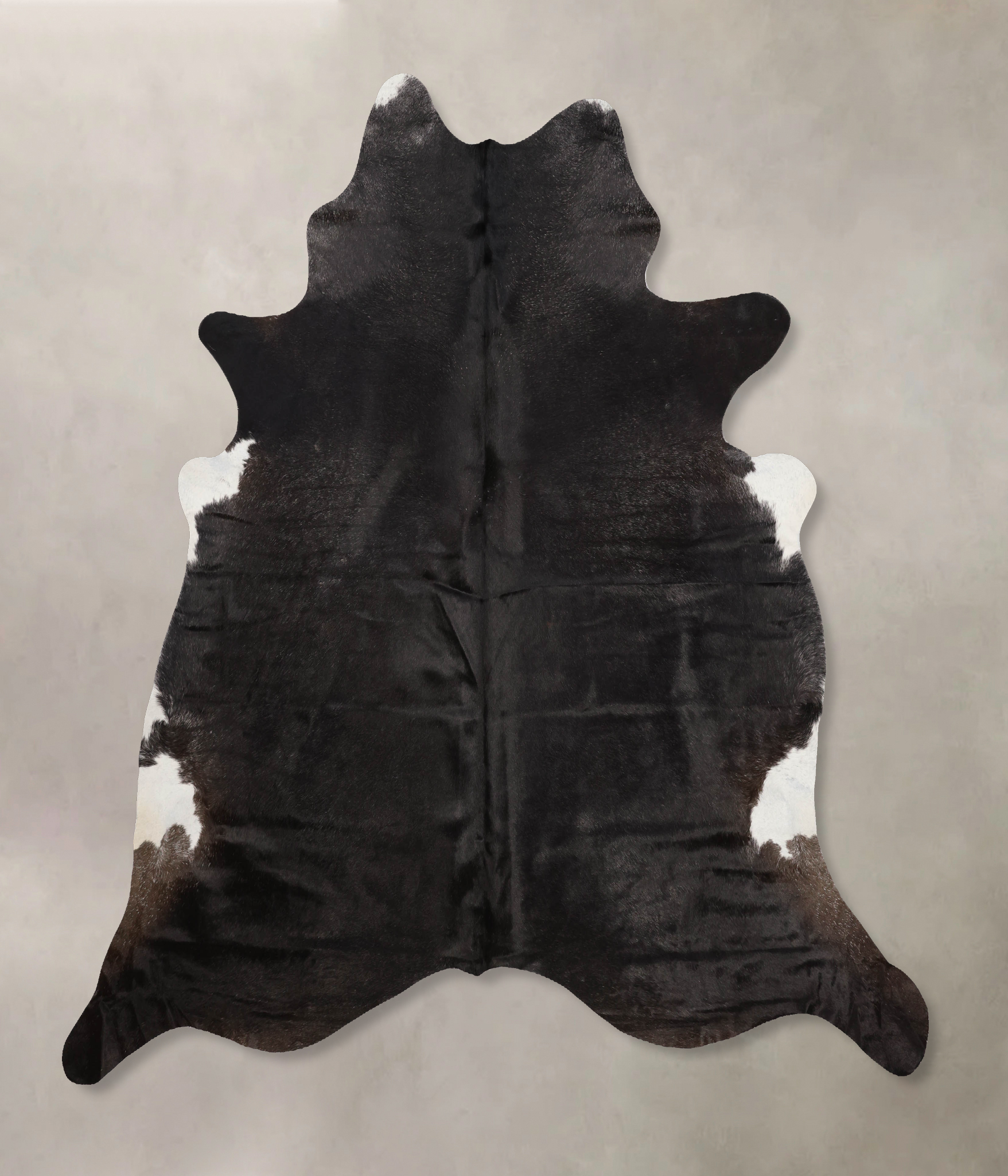 Solid Black Cowhide Rug #B10409