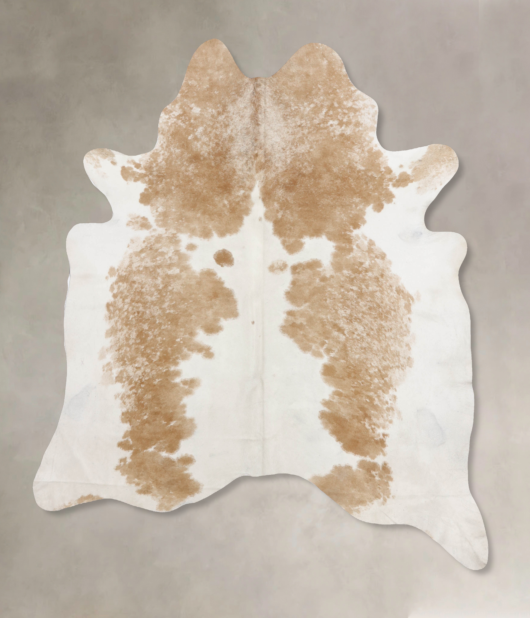 Beige and White Cowhide Rug #B10604