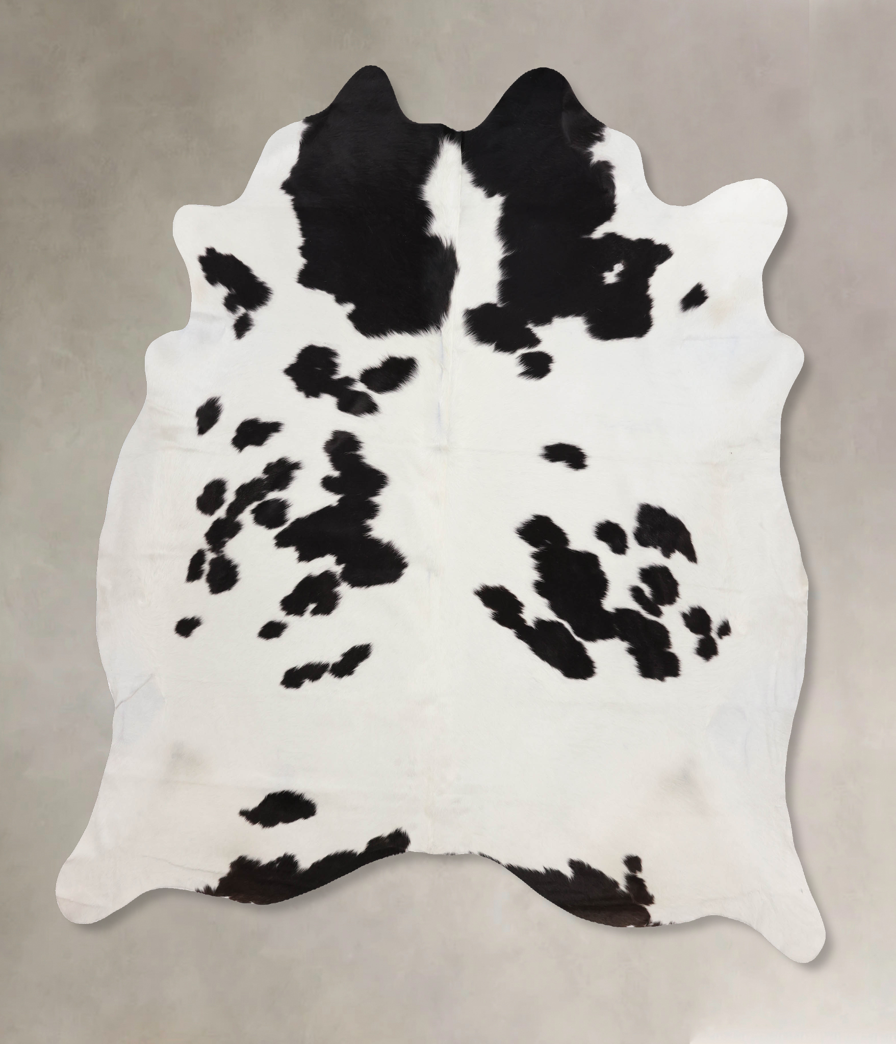 Black and White Cowhide Rug #B10614