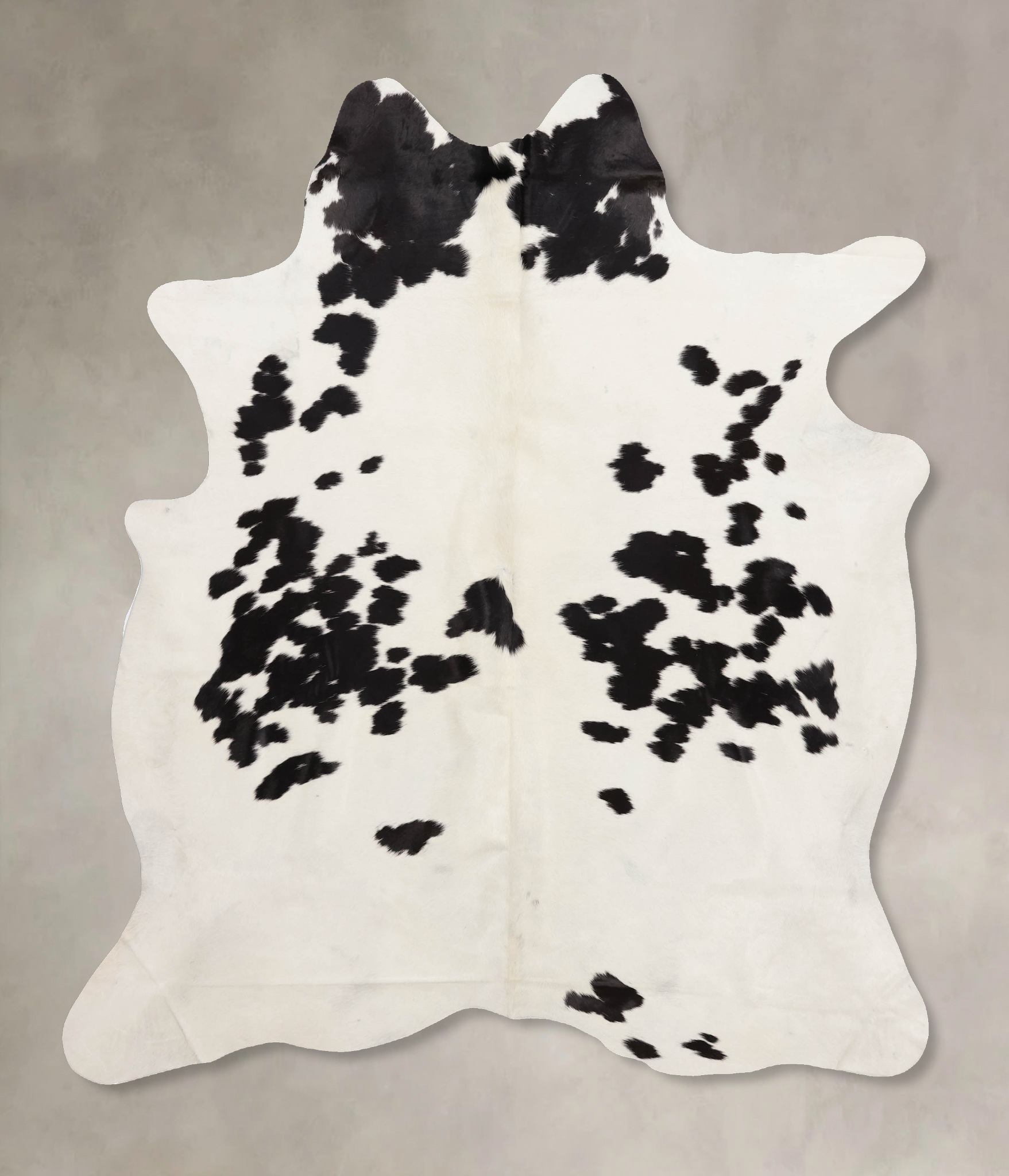 Black and White Cowhide Rug #B10631