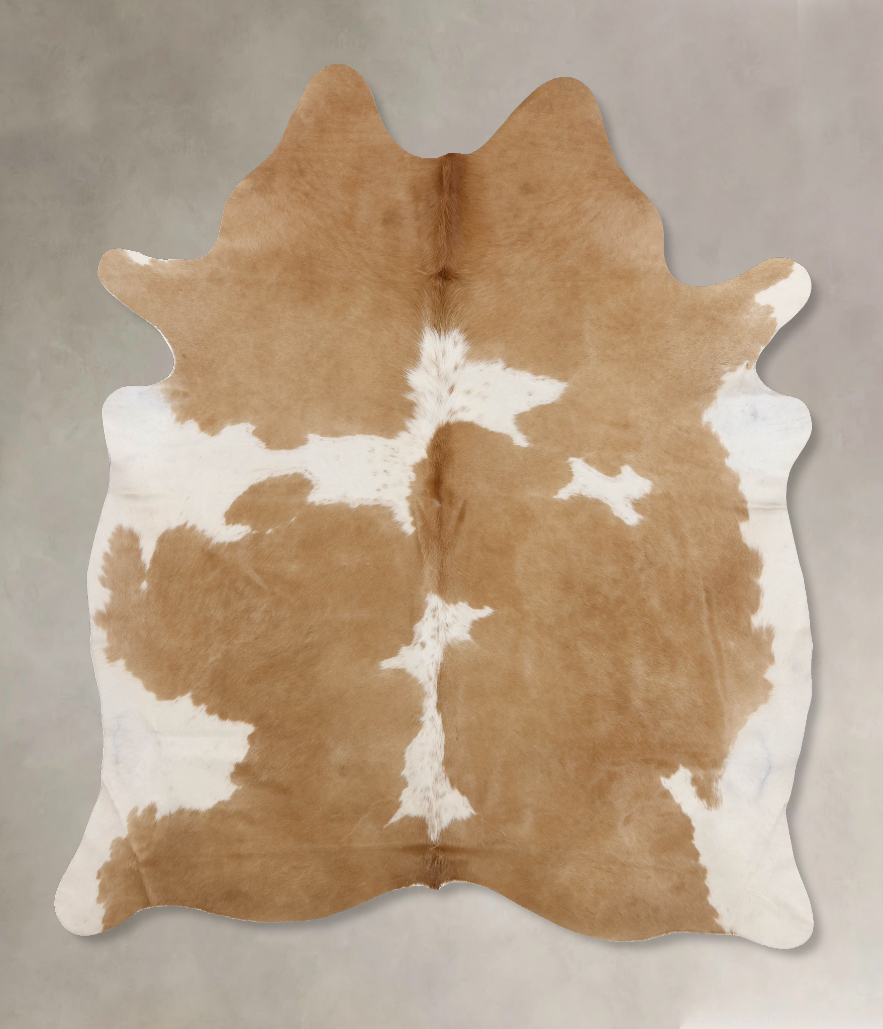 Beige and White Cowhide Rug #B10637