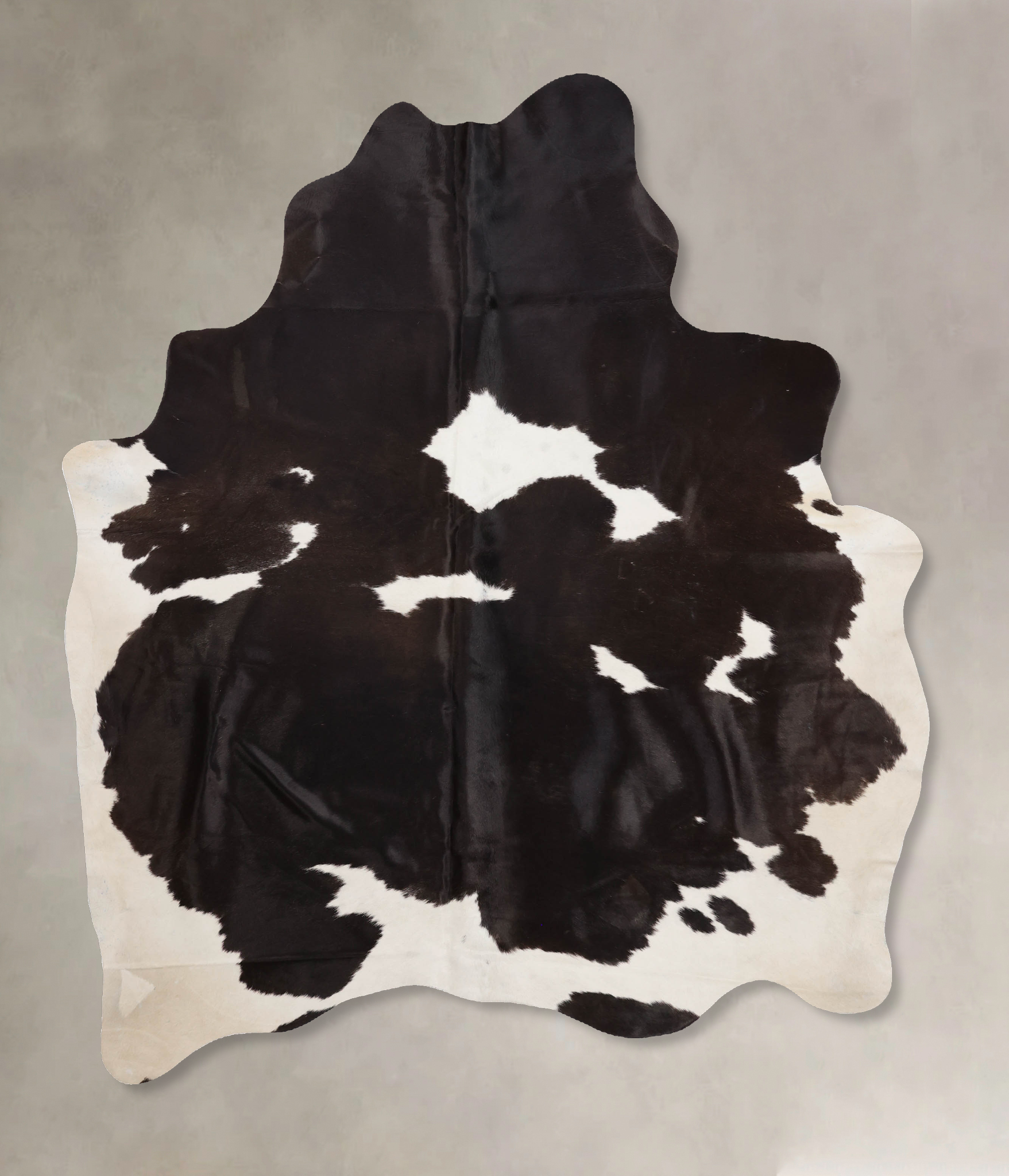 Black and White Cowhide Rug #B10693