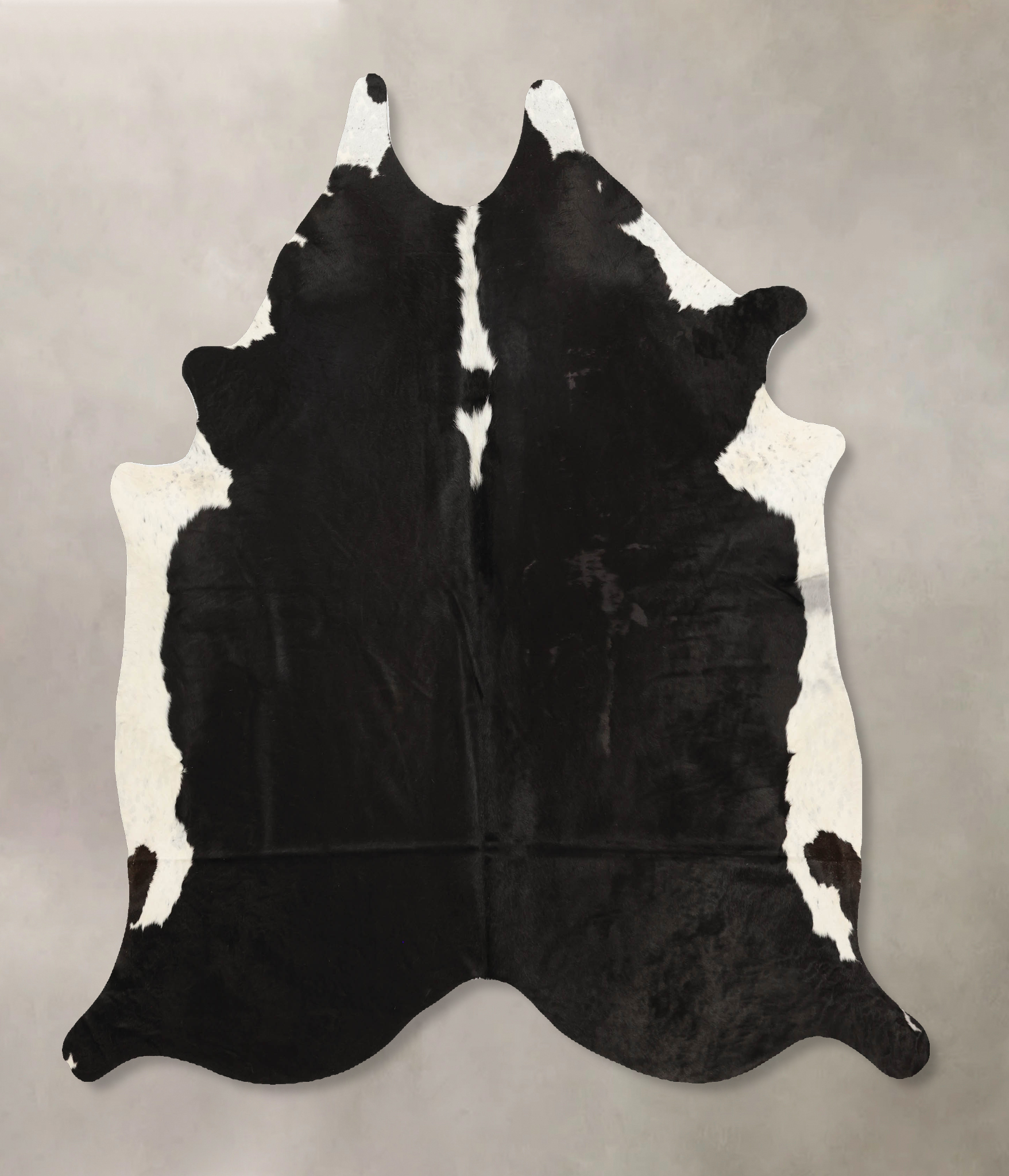 Black and White Cowhide Rug #B11098