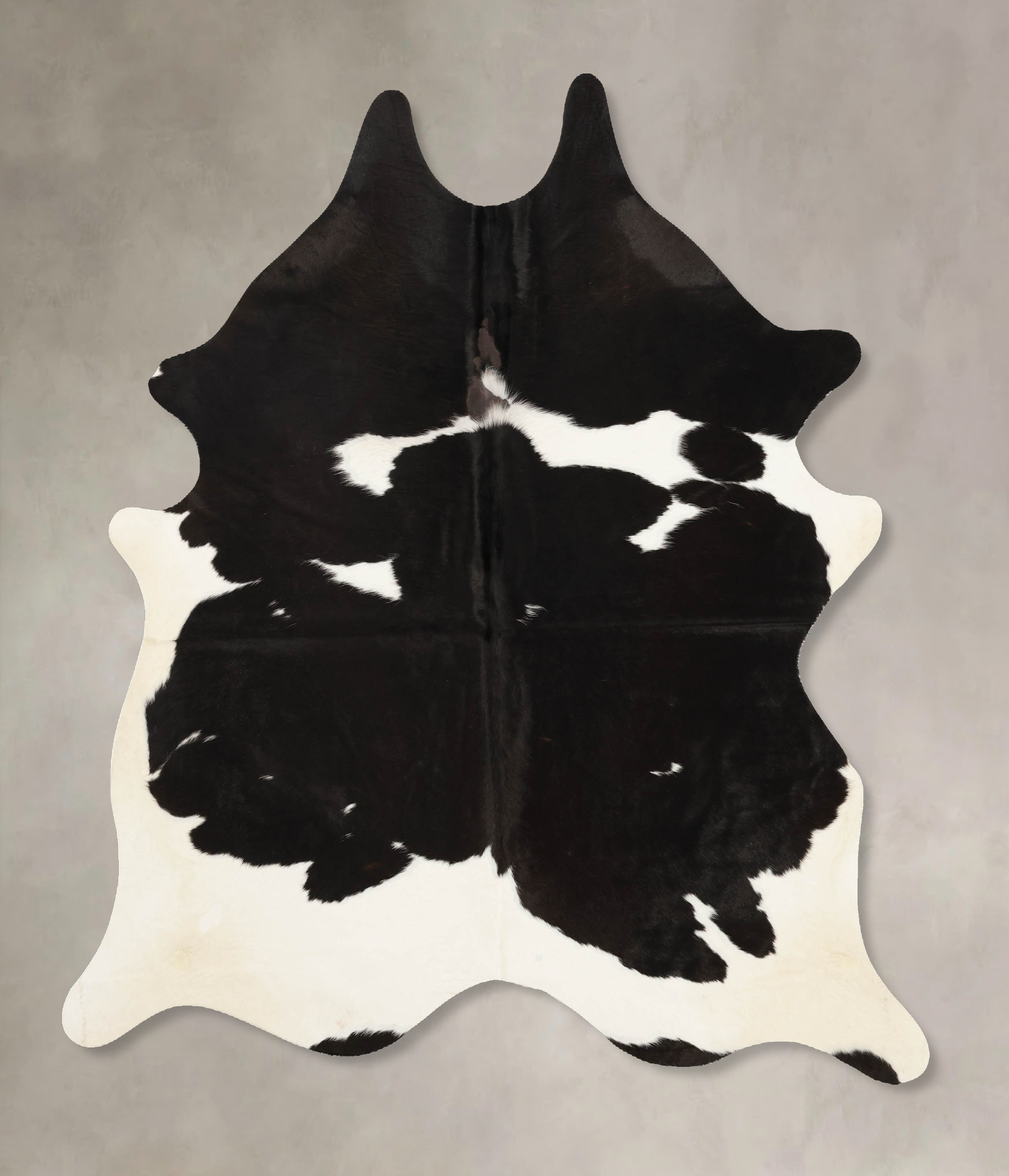 Black and White Cowhide Rug #B11145