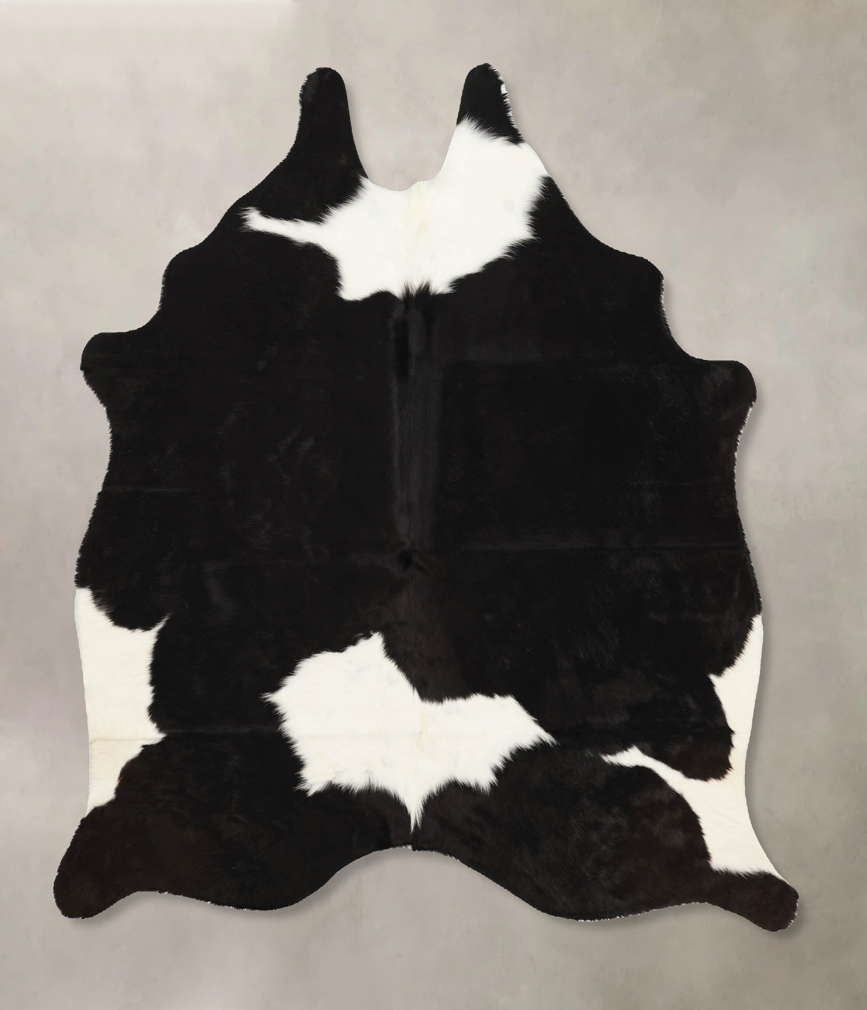 Black and White Cowhide Rug #B11161