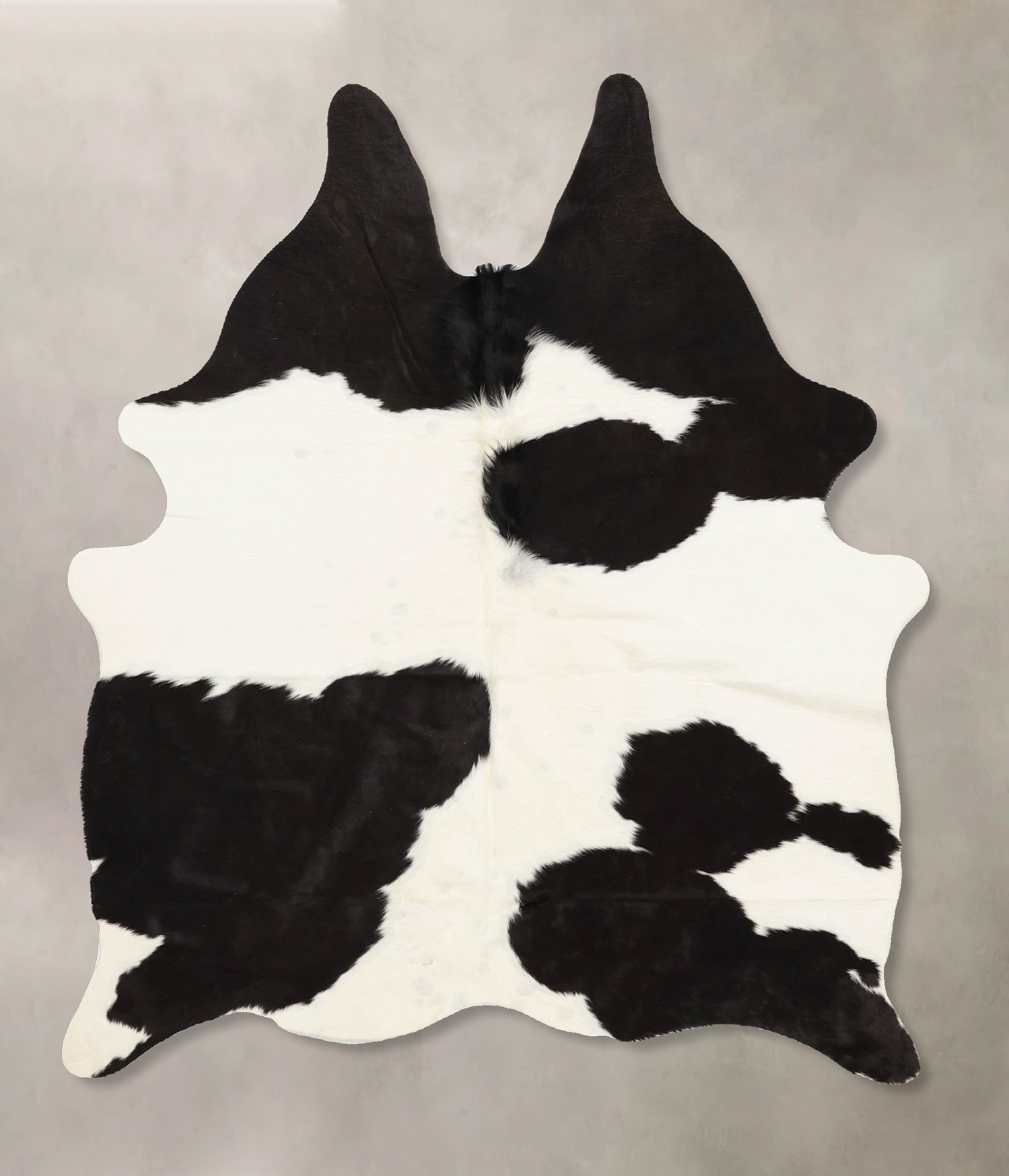 Black and White Cowhide Rug #B11630