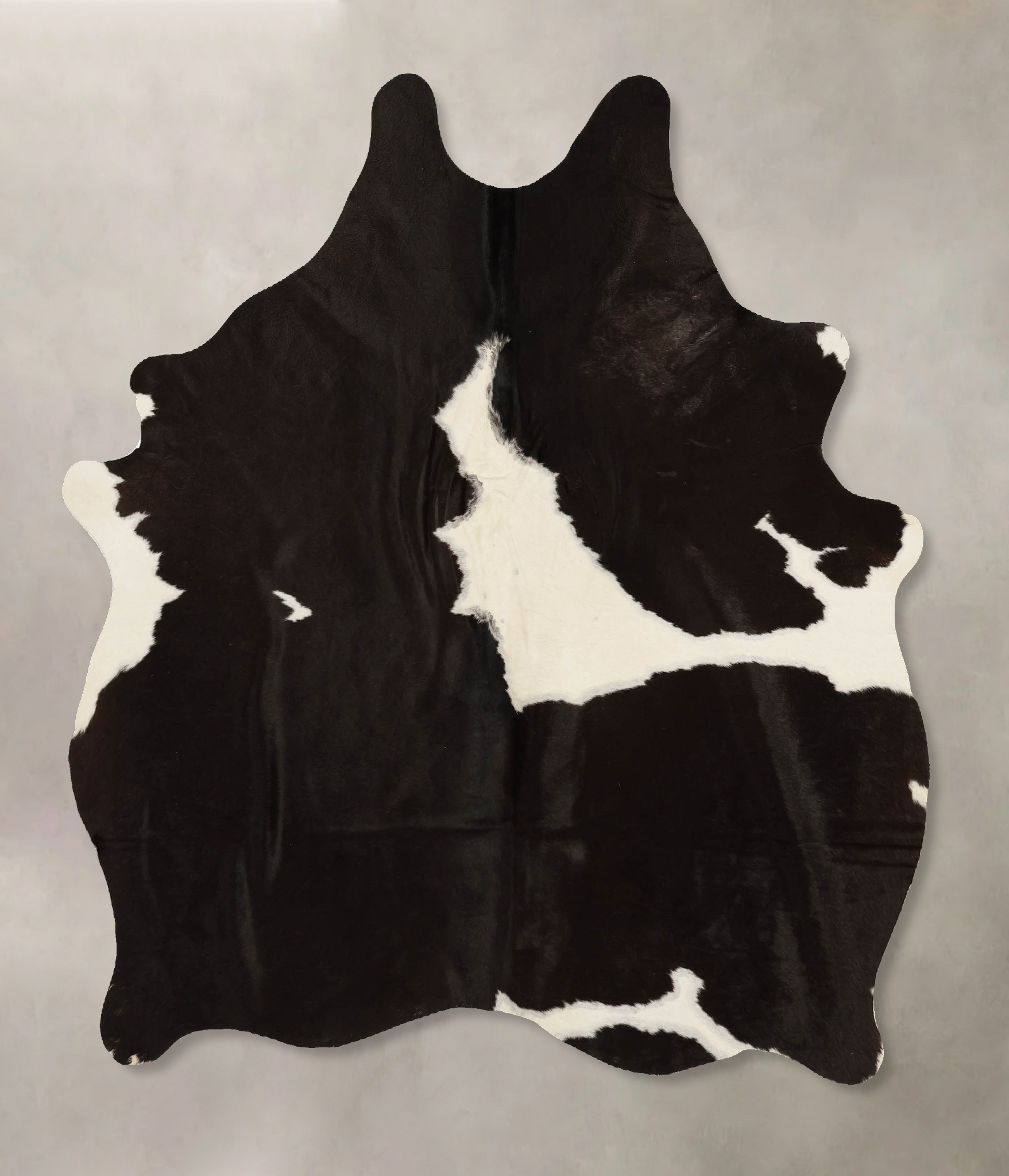 Black and White Cowhide Rug #B11691