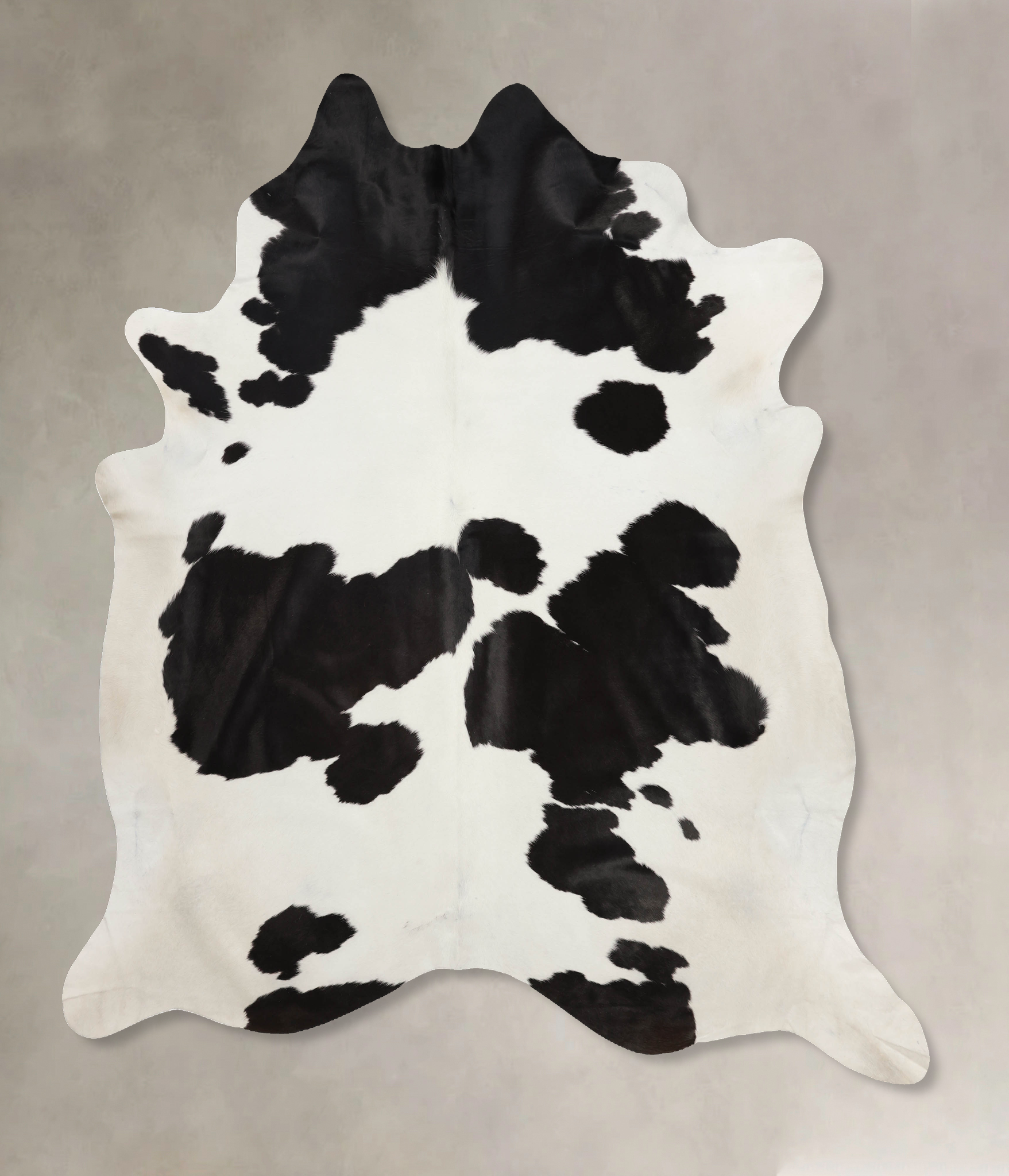 Black and White Cowhide Rug #B9919