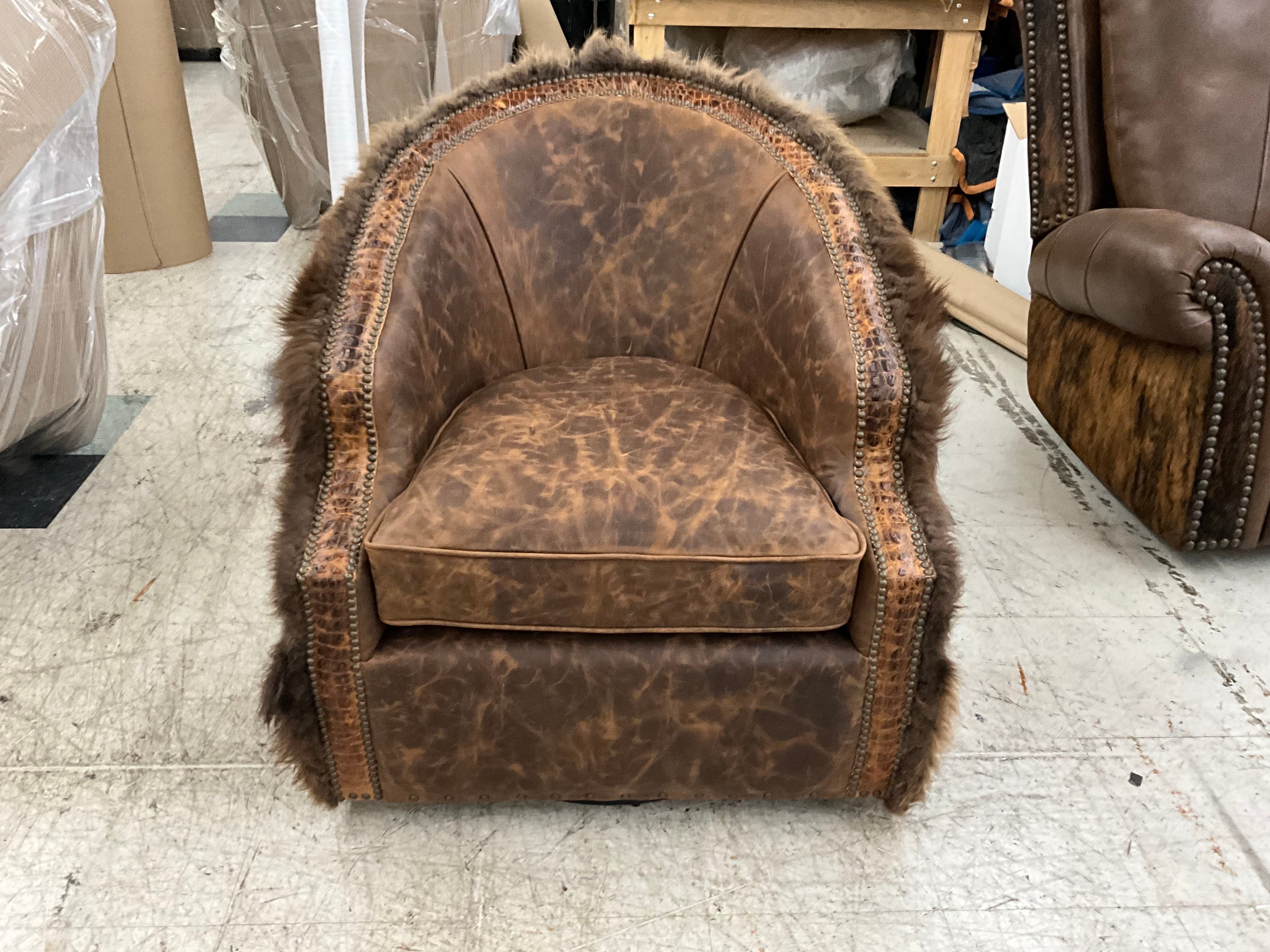 Yellowstone Buffalo Swivel Chair