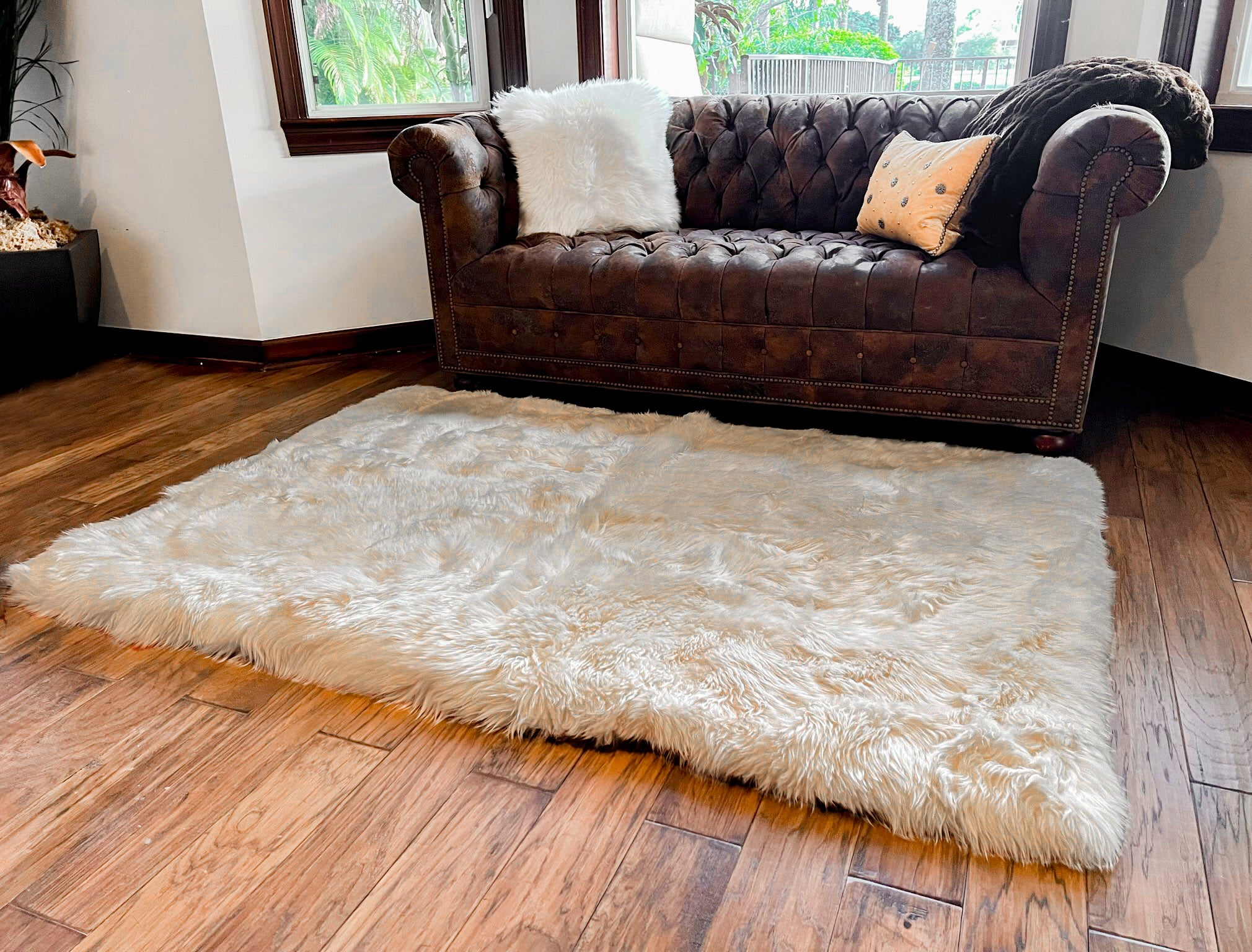 Linen New Zealand Sheepskin Area Rug 4' x 6' by Hudson Hides